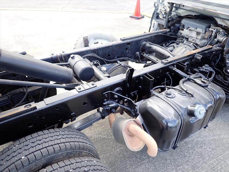 【349738】いすゞ エルフ 土砂ダンプ 自動シート付|中古トラックの販売・買取・査定のアイナビ