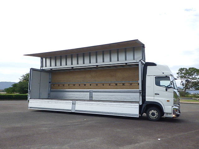 日野 令和4年式 4軸低床アルミウィング 格納ゲート付|中古トラックの販売・買取・査定のアイナビ