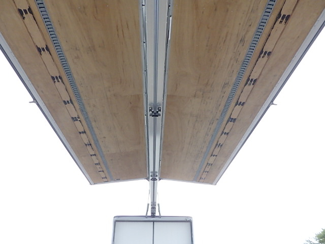 日野 令和4年式 4軸低床アルミウィング 格納ゲート付|中古トラックの販売・買取・査定のアイナビ