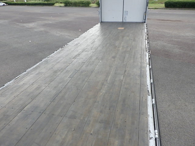 日野 令和4年式 4軸低床アルミウィング 格納ゲート付|中古トラックの販売・買取・査定のアイナビ