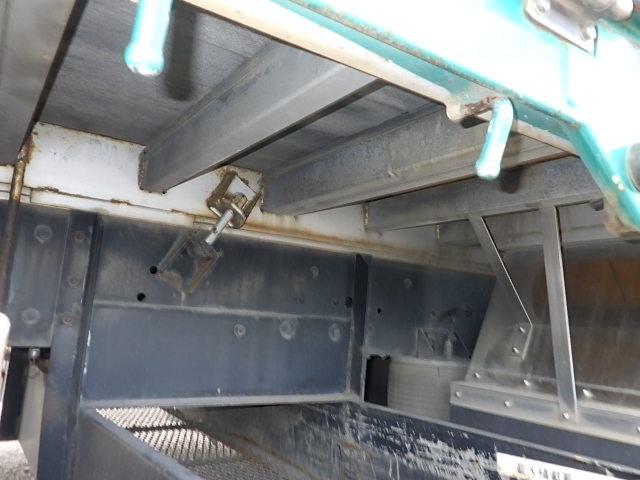 UDトラックス 平成23式 アルミ平 車検付き|中古トラックの販売・買取・査定のアイナビ