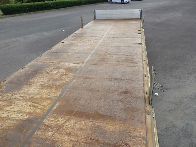 UDトラックス 平成23式 アルミ平 車検付き|中古トラックの販売・買取・査定のアイナビ