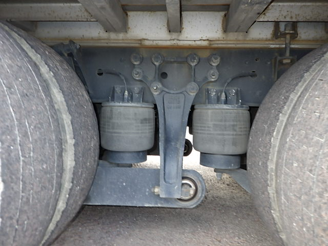 UDトラックス 平成23式 アルミ平 車検付き|中古トラックの販売・買取・査定のアイナビ