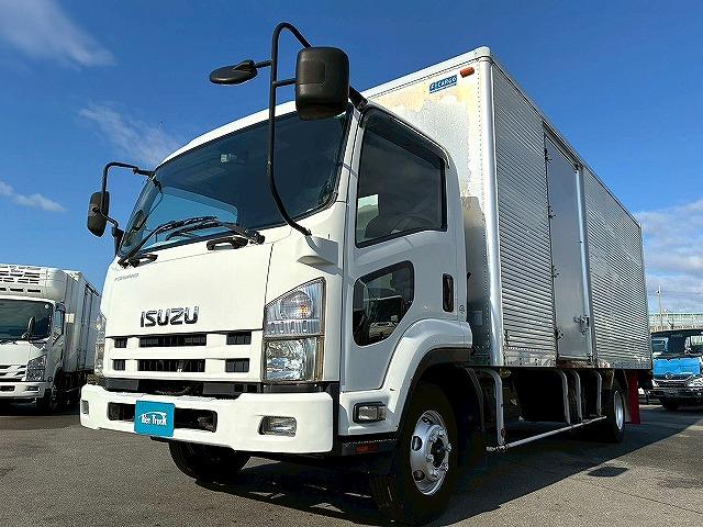 ショートキャブベッドレス6200標準幅日本フルハーフ|中古トラックの販売・買取・査定のアイナビ