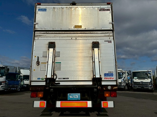 ショートキャブベッドレス6200標準幅日本フルハーフ|中古トラックの販売・買取・査定のアイナビ