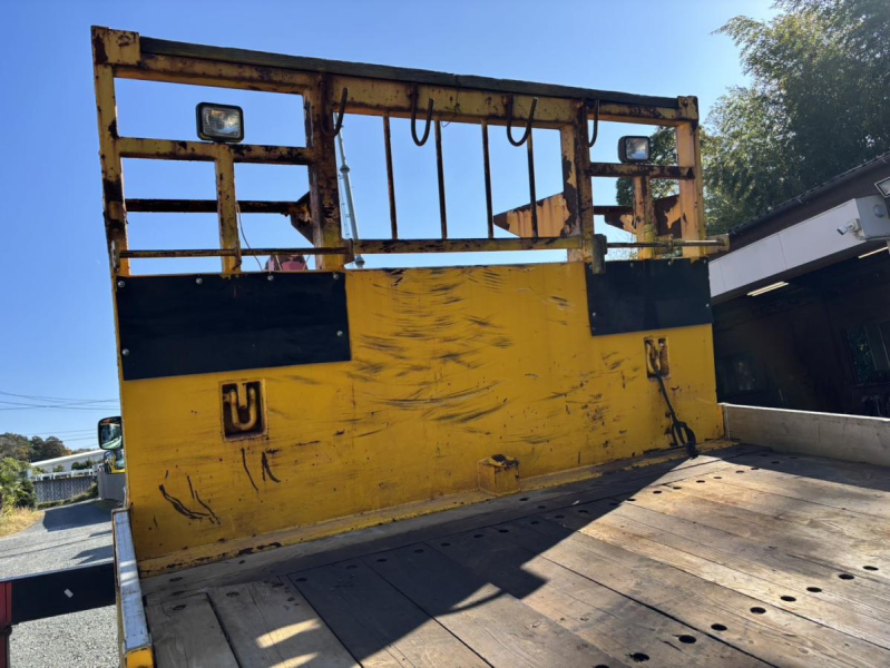 8.8t ファイター クレーン付き セーフティーローダー|中古トラックの販売・買取・査定のアイナビ