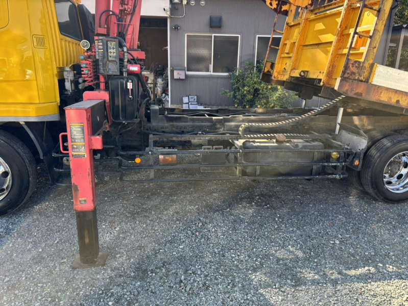 8.8t ファイター クレーン付き セーフティーローダー|中古トラックの販売・買取・査定のアイナビ