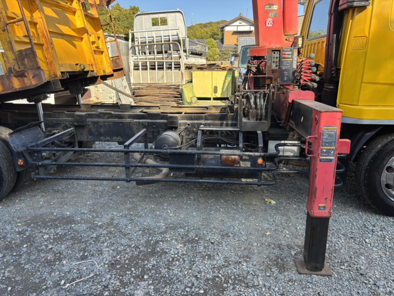 8.8t ファイター クレーン付き セーフティーローダー|中古トラックの販売・買取・査定のアイナビ