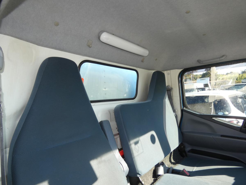 H27 2トン マニュアル アルミバン 251137|中古トラックの販売・買取・査定のアイナビ