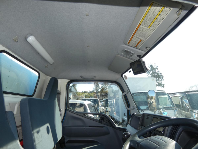 H27 2トン マニュアル アルミバン 251137|中古トラックの販売・買取・査定のアイナビ