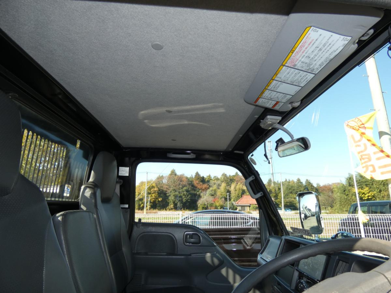 H28 2トン ダンプ マニュアル 251126|中古トラックの販売・買取・査定のアイナビ