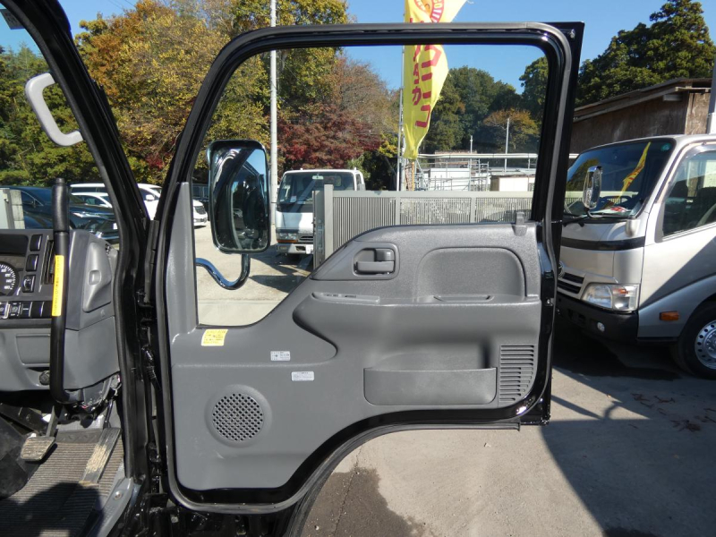 H28 2トン ダンプ マニュアル 251126|中古トラックの販売・買取・査定のアイナビ