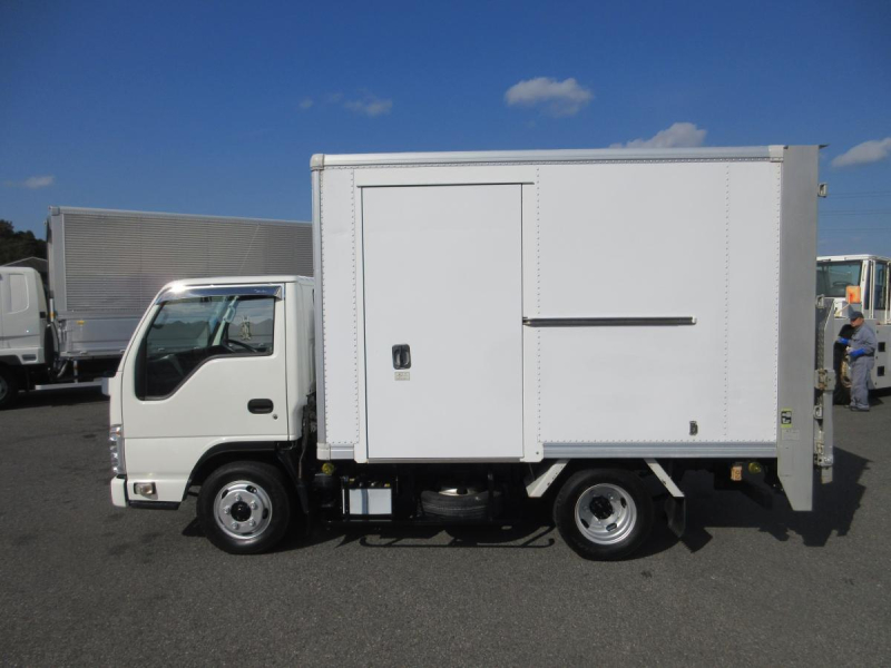 すいちょくゲート アルミバン AT 横扉 5トン未満 !|中古トラックの販売・買取・査定のアイナビ