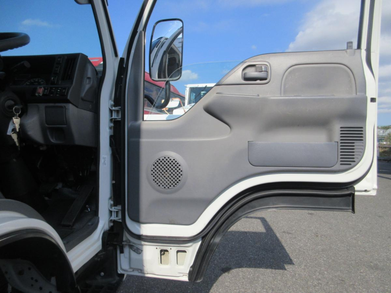 すいちょくゲート アルミバン AT 横扉 5トン未満 !|中古トラックの販売・買取・査定のアイナビ