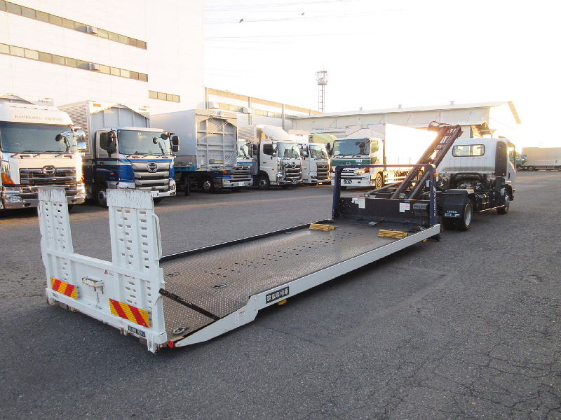 ★5700*2070★極東フラトップ★積載3000kg★|中古トラックの販売・買取・査定のアイナビ