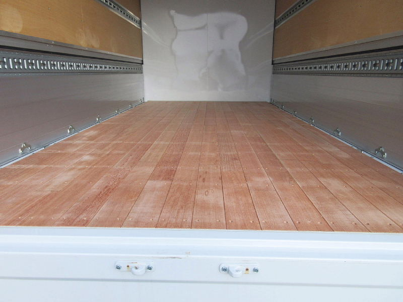 ★4300*2090*2240★積載3000kg★ワイドロング★未使用車★|中古トラックの販売・買取・査定のアイナビ