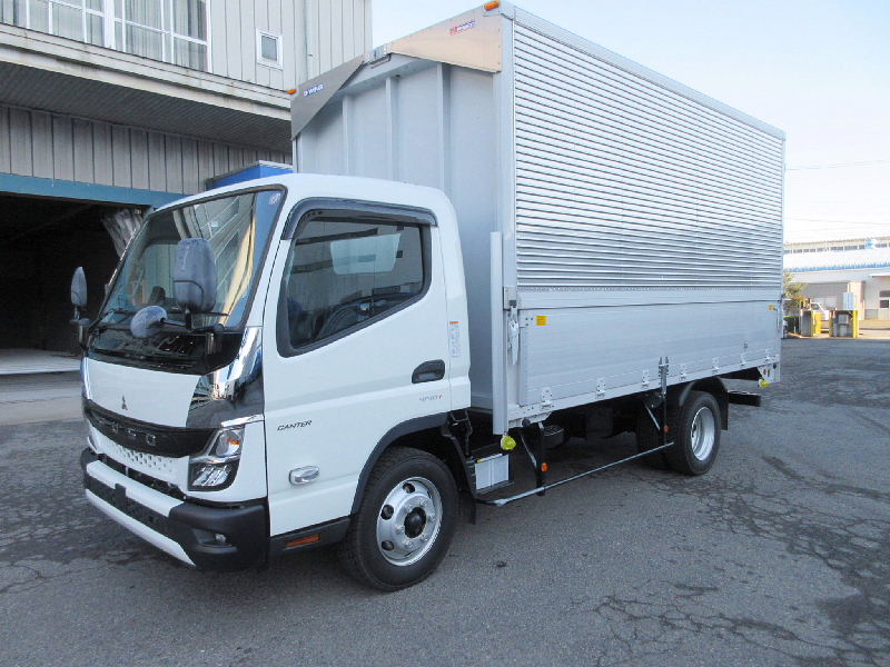 ★4300*2090*2240★積載3000kg★ワイドロング★未使用車★|中古トラックの販売・買取・査定のアイナビ