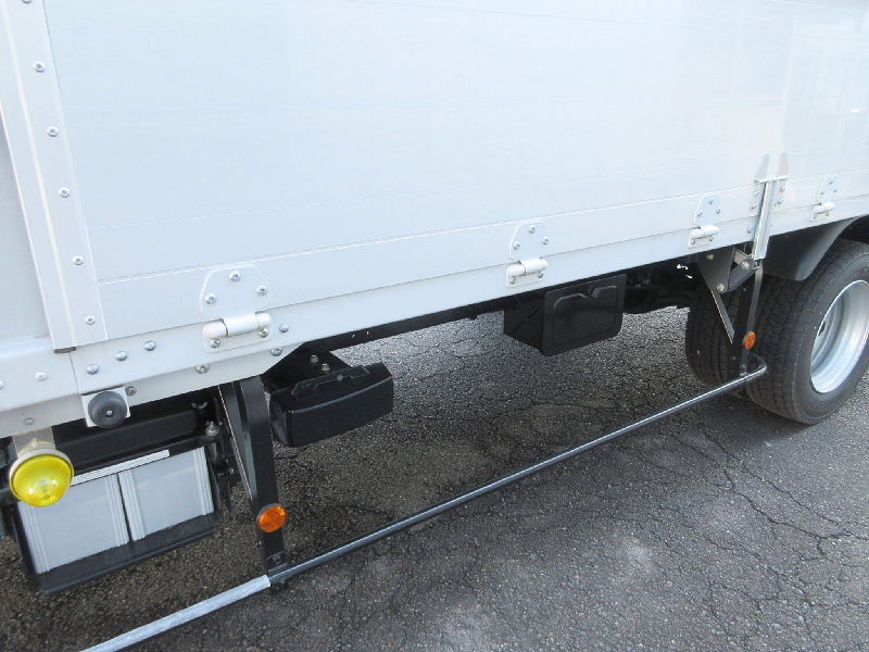 ★4300*2090*2240★積載3000kg★ワイドロング★未使用車★|中古トラックの販売・買取・査定のアイナビ