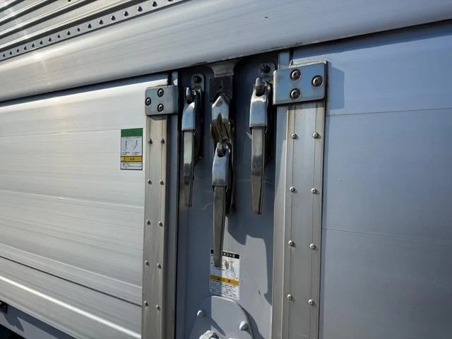 日野 ウイング車 プロフィア|中古トラックの販売・買取・査定のアイナビ