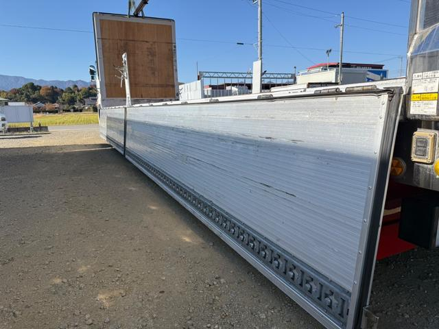 日野 ウイング車 プロフィア|中古トラックの販売・買取・査定のアイナビ