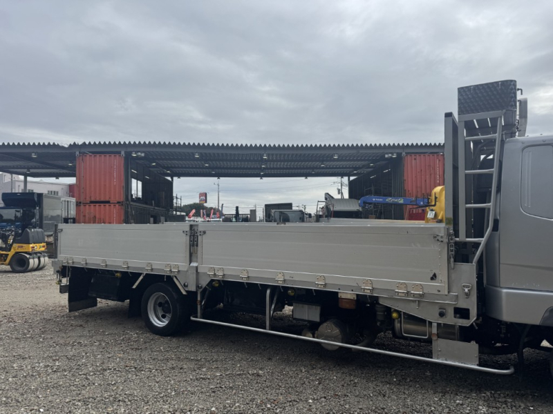 平ボディーベッド付パブコ造りボデー車検付|中古トラックの販売・買取・査定のアイナビ