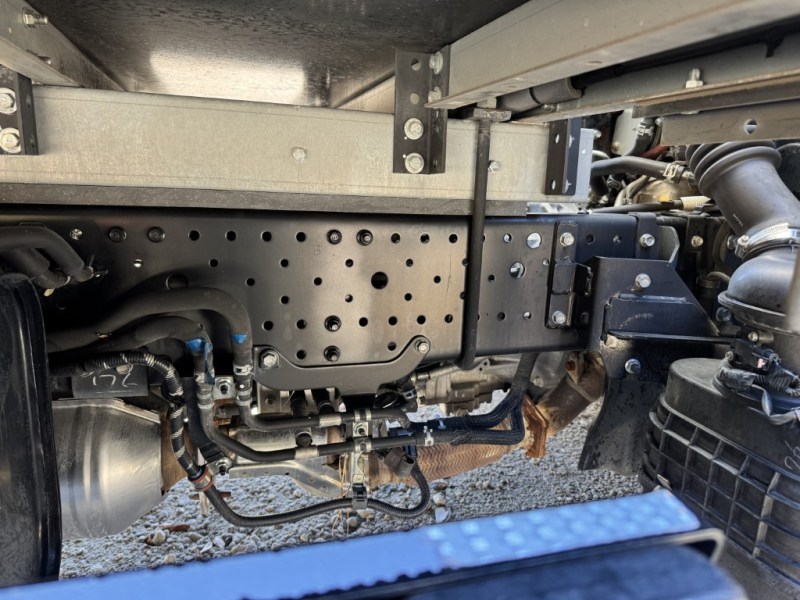 冷蔵冷凍車ワイドロング東プレ中温仕様|中古トラックの販売・買取・査定のアイナビ