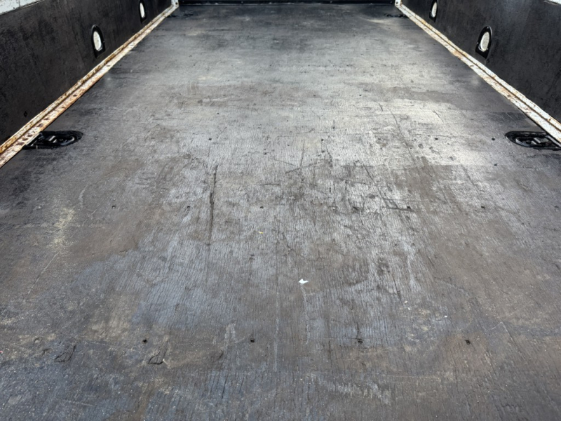 標準ロング吊t数2.6t吊3段ブームタダノラジコン付き|中古トラックの販売・買取・査定のアイナビ