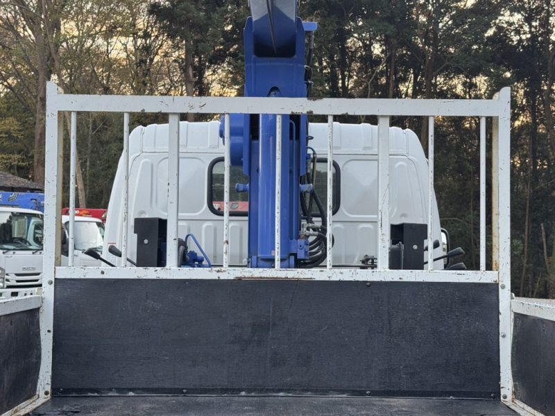 標準ロング吊t数2.6t吊3段ブームタダノラジコン付き|中古トラックの販売・買取・査定のアイナビ