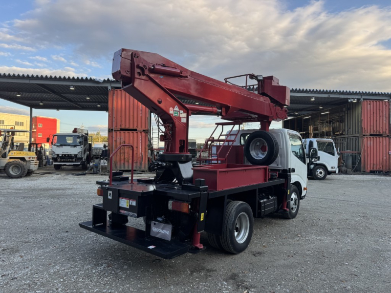 タダノ製AT-121TG作業床高さ11.9mバケット200kg|中古トラックの販売・買取・査定のアイナビ