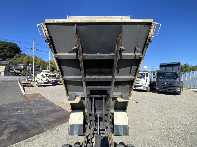 H23年式、エルフ、3tダンプ、車検R8.11まで!|中古トラックの販売・買取・査定のアイナビ