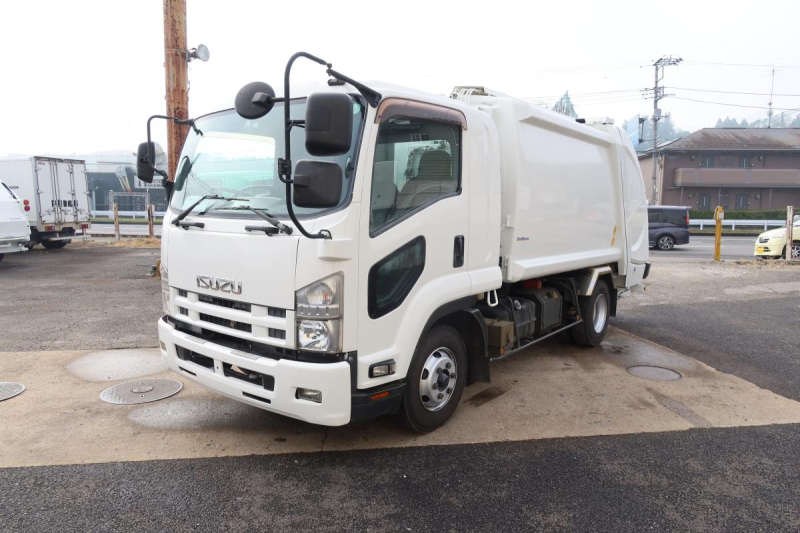 プレス式パッカー車 新明和製8.2立米 積載1750kg|中古トラックの販売・買取・査定のアイナビ