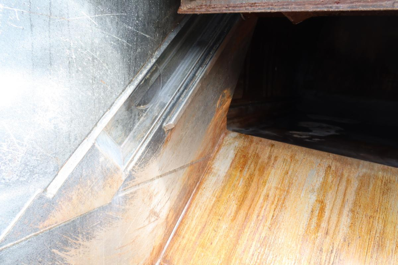 プレス式パッカー車 新明和製8.2立米 積載1750kg|中古トラックの販売・買取・査定のアイナビ