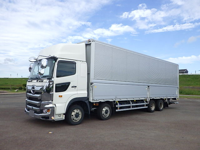 日野 令和4年式 4軸低床アルミウィング 格納ゲート付|中古トラックの販売・買取・査定のアイナビ