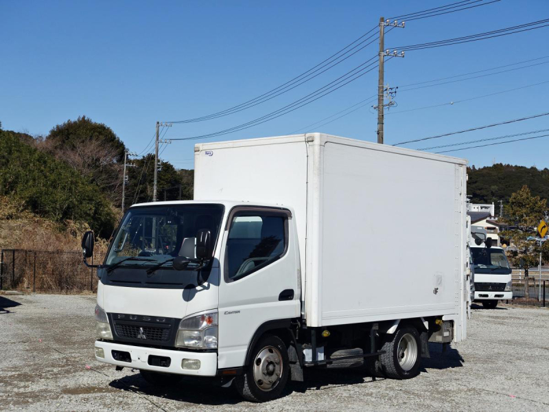 キャンター 垂直パワーゲート600kg標準ショート積載2tパネルバン|中古トラックの販売・買取・査定のアイナビ