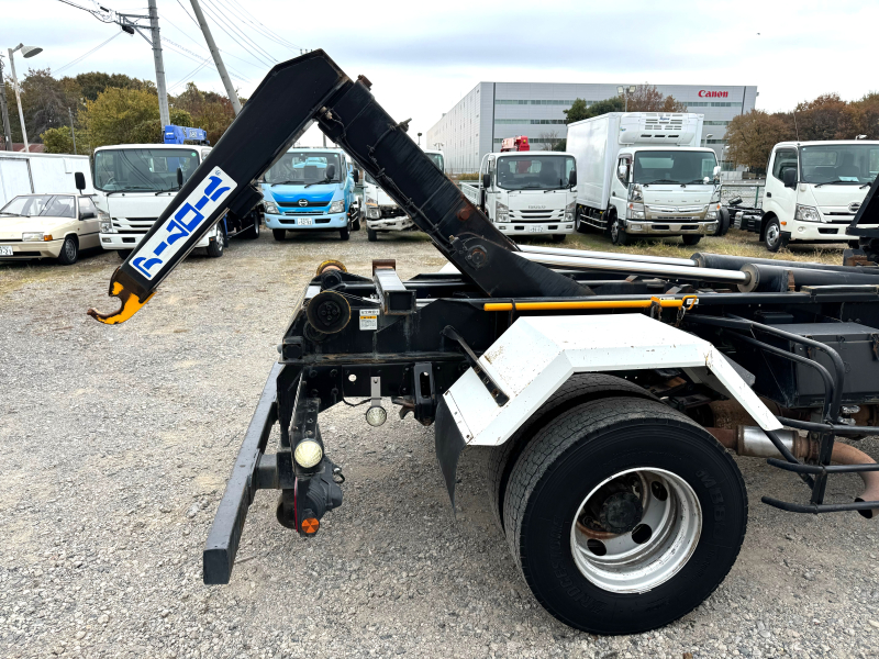 フォワード|中古トラックの販売・買取・査定のアイナビ