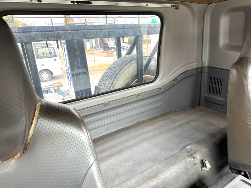 フォワード|中古トラックの販売・買取・査定のアイナビ