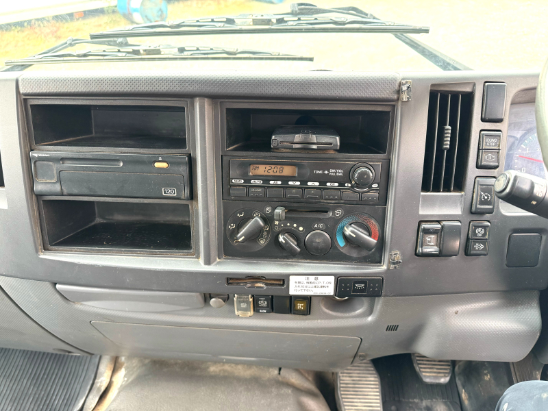 フォワード|中古トラックの販売・買取・査定のアイナビ