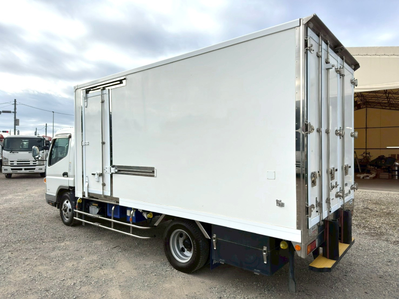 キャンター|中古トラックの販売・買取・査定のアイナビ