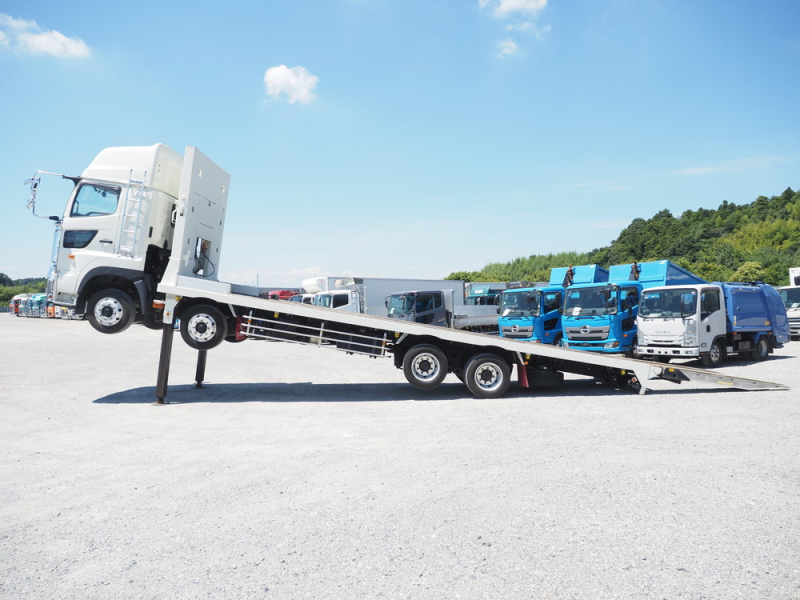 日野 セルフ プロフィア|中古トラックの販売・買取・査定のアイナビ