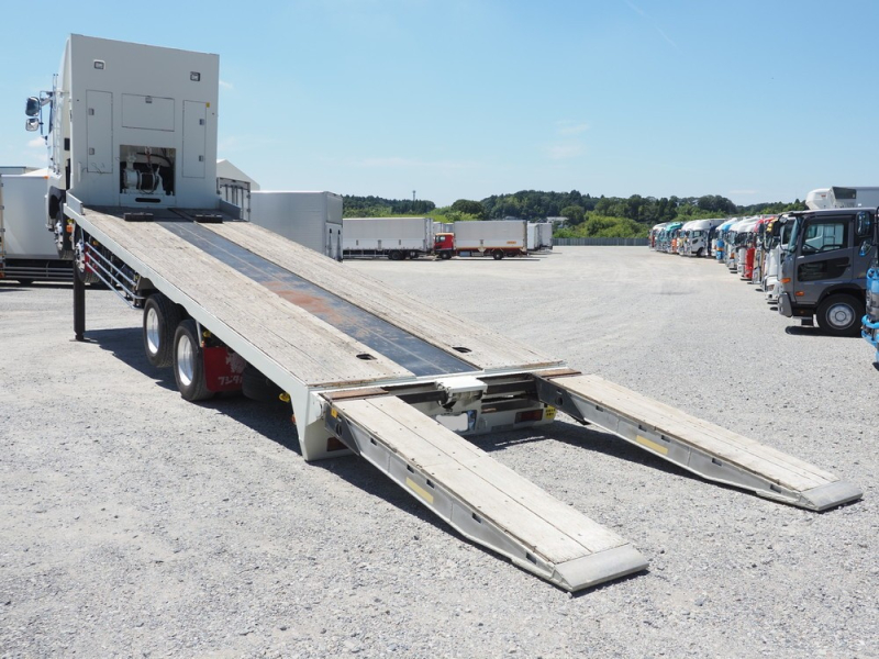 日野 セルフ プロフィア|中古トラックの販売・買取・査定のアイナビ