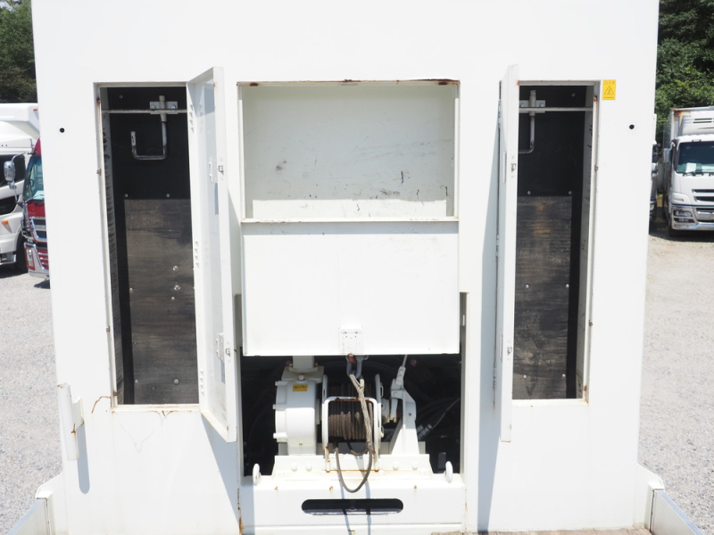 日野 セルフ プロフィア|中古トラックの販売・買取・査定のアイナビ