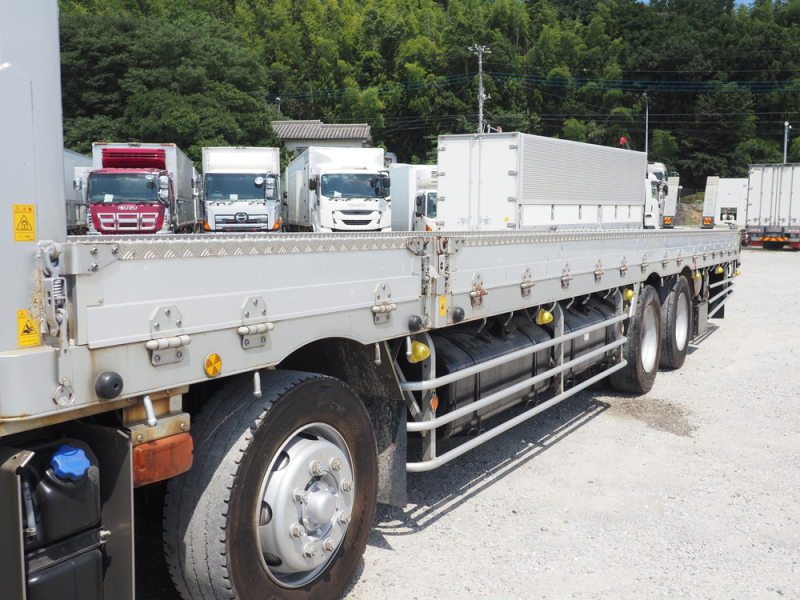 いすゞ 平ボディ ギガ|中古トラックの販売・買取・査定のアイナビ