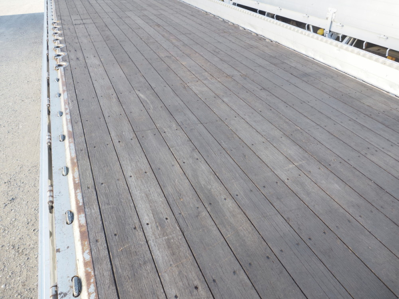 いすゞ 平ボディ ギガ|中古トラックの販売・買取・査定のアイナビ