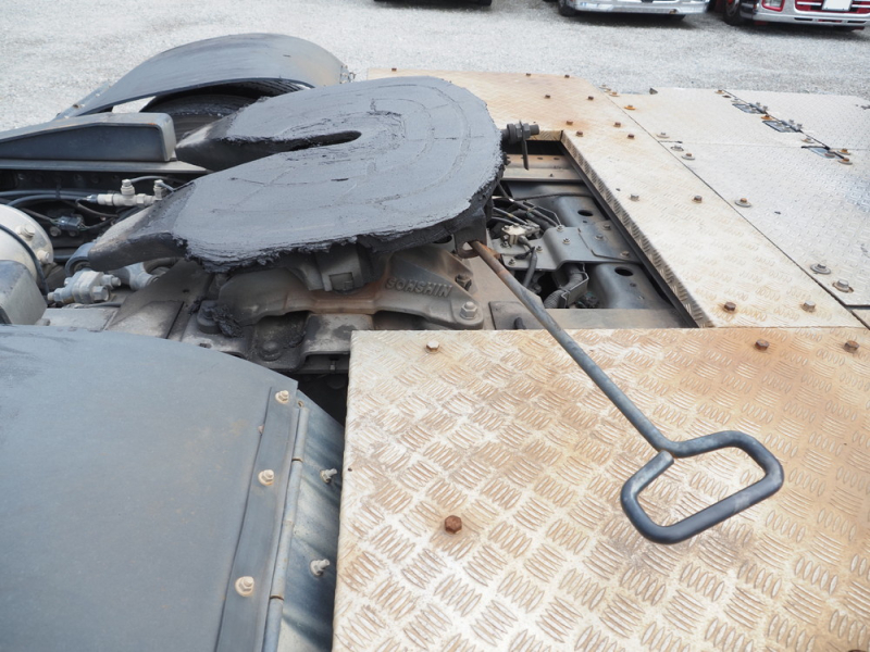 日野 トラクタ プロフィア|中古トラックの販売・買取・査定のアイナビ