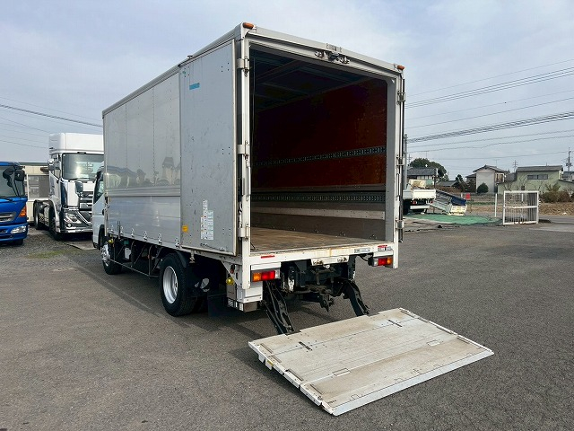 格納式パワーゲート★ワイド×ロング★3.1トン積載★5速MT|中古トラックの販売・買取・査定のアイナビ