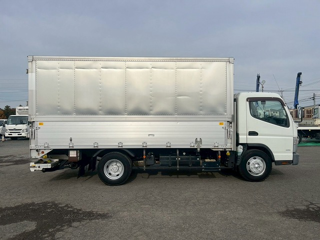 格納式パワーゲート★ワイド×ロング★3.1トン積載★5速MT|中古トラックの販売・買取・査定のアイナビ