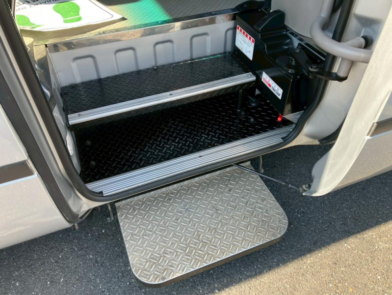 ☆H28 走行4万キロ代 日野リエッセⅡ 29人乗り|中古トラックの販売・買取・査定のアイナビ