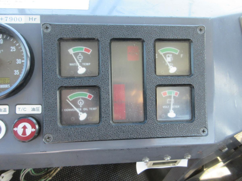 大型航空機牽引車 トーイングカー コマツ製 WT500|中古トラックの販売・買取・査定のアイナビ