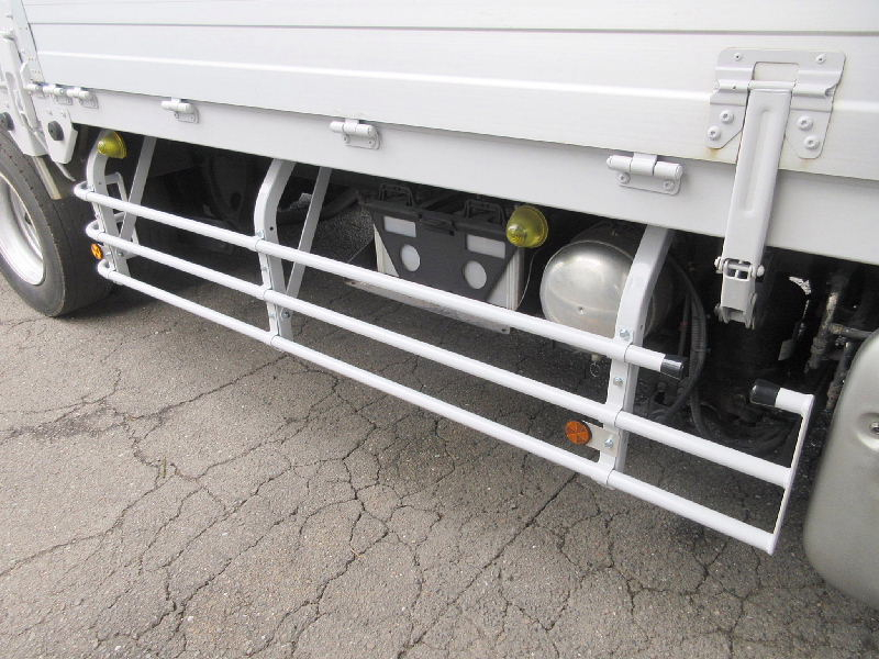 ★9670*2400*2670★ハイフーフ★7MT★4軸低床★|中古トラックの販売・買取・査定のアイナビ