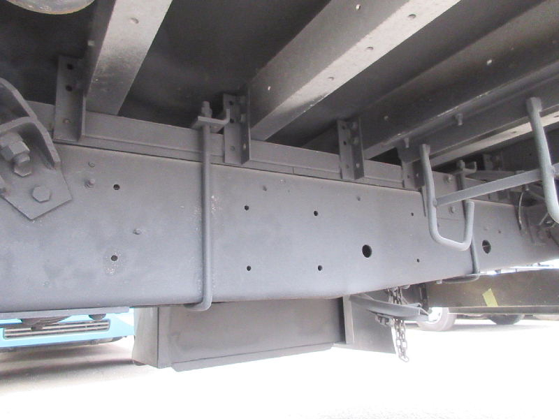 ★9670*2400*2670★ハイフーフ★7MT★4軸低床★|中古トラックの販売・買取・査定のアイナビ